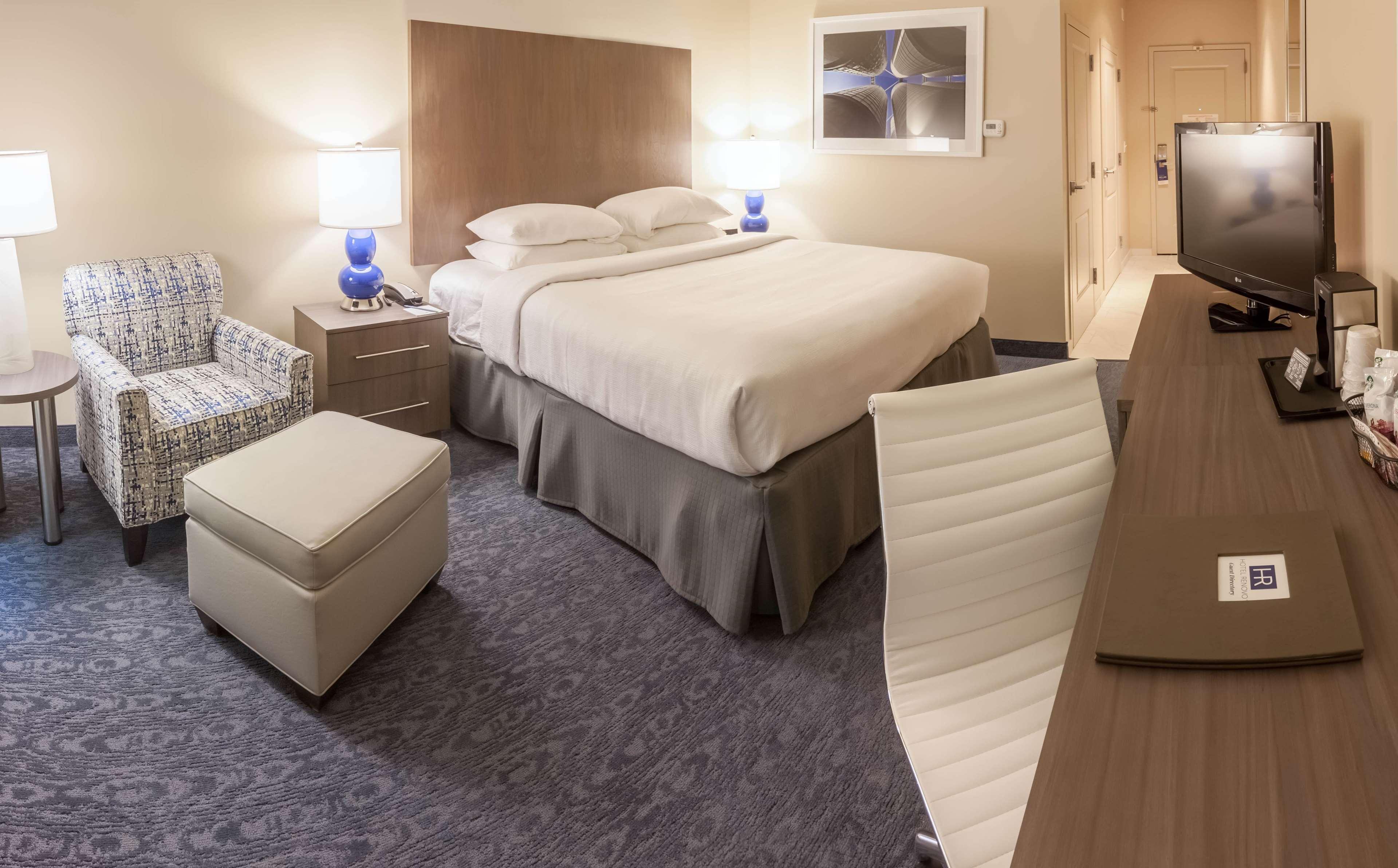 Hotel Renovo Des Moines Urbandale,Tapestry Collection Hilton Exterior foto
